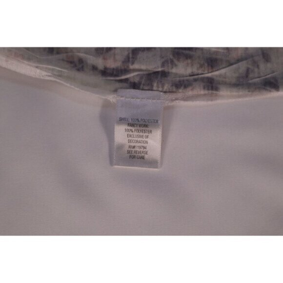 Apt. 9 Petite PM Boho Paisley Lace Back Blouse with Beaded V-Neckline‎ & Elastic - Picture 8 of 12